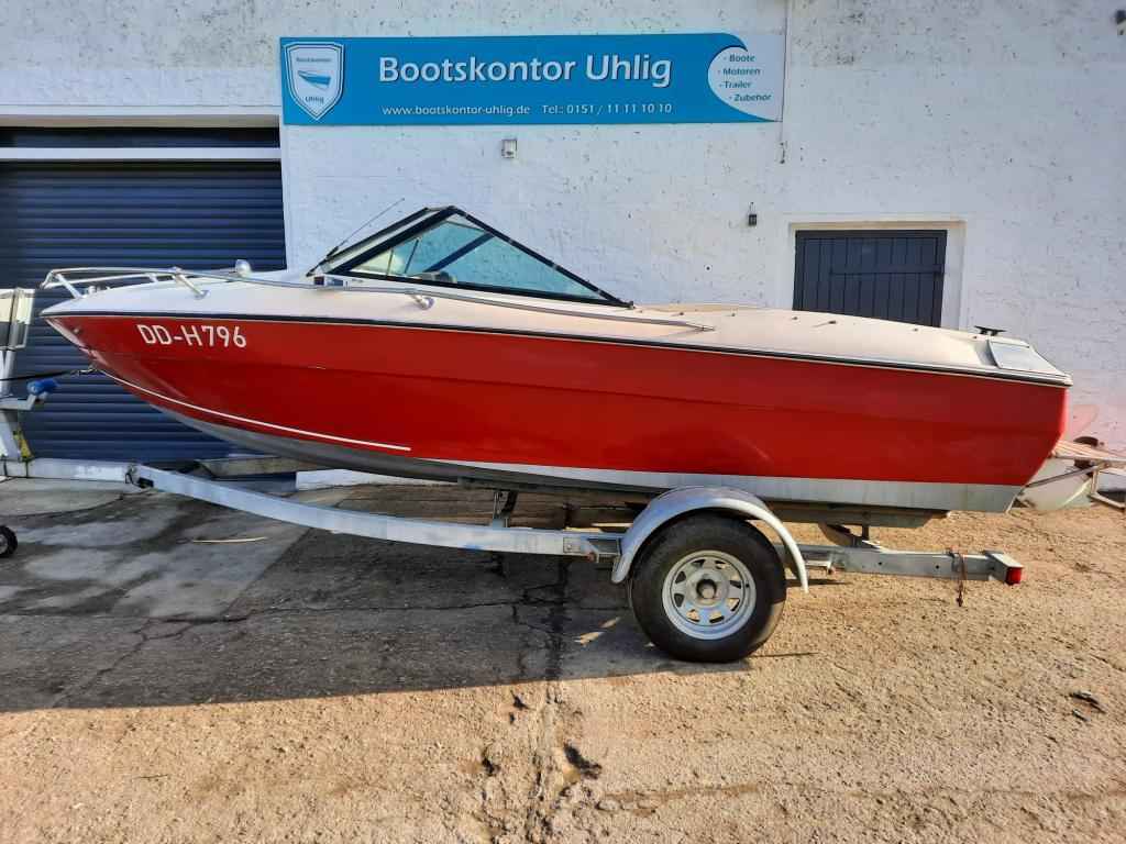 Motorboot Reinell V1701