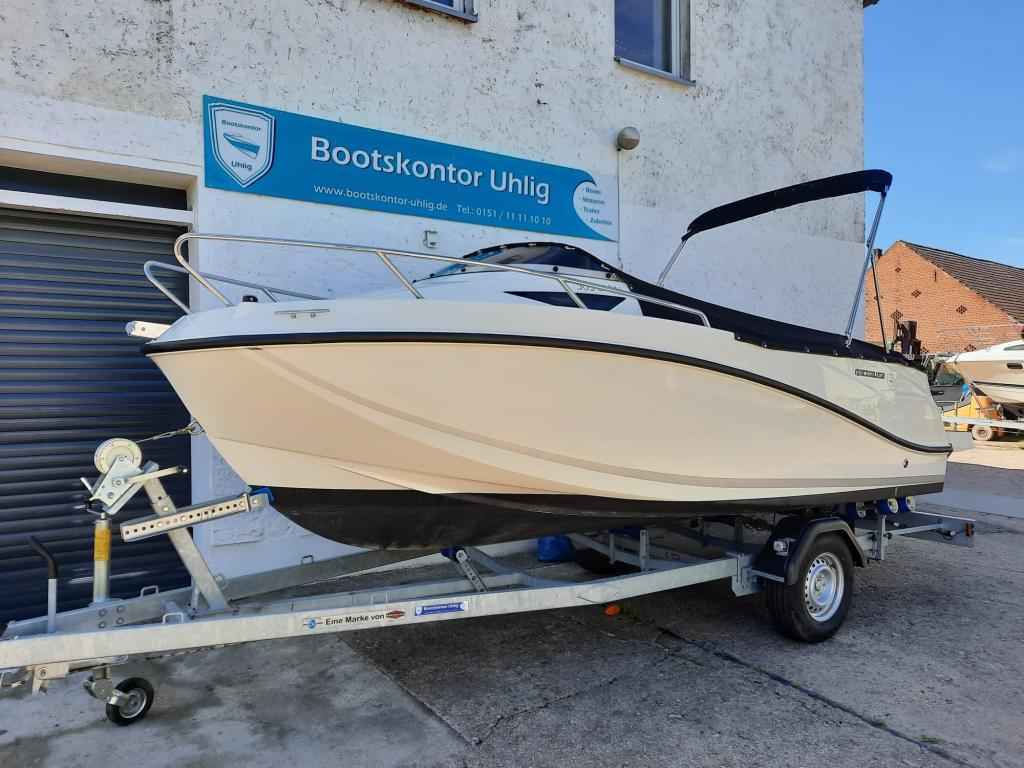 Motorboot Quicksilver 505 Cabin