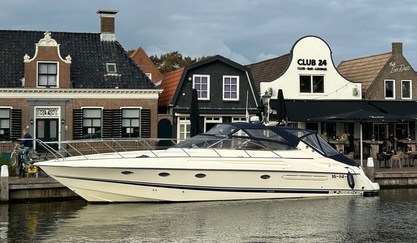 Motorboot Sunseeker Camarque 47 Cabrio