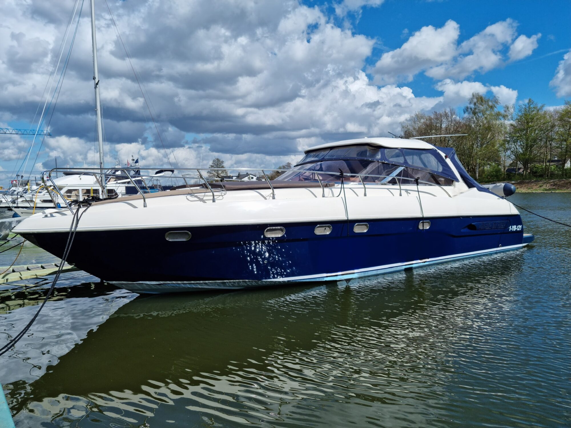 Motorboot Airon Marine 425 HT