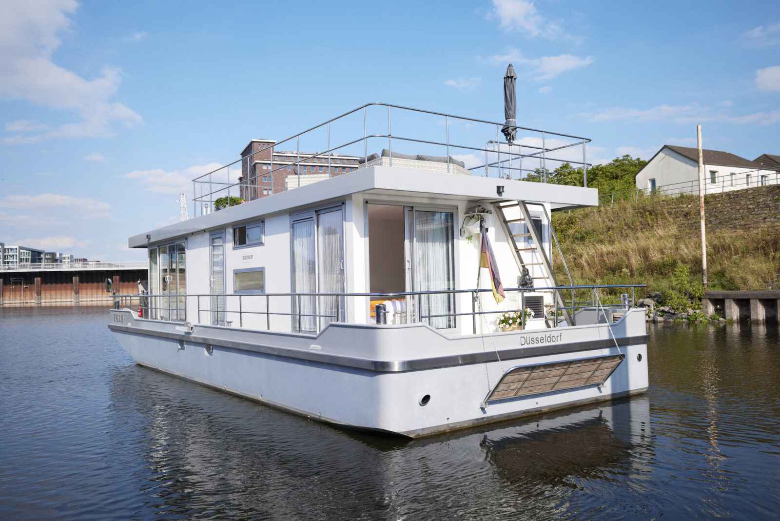 Motorboot Motor Cruiser Home Traveller XXL Houseboat 1500