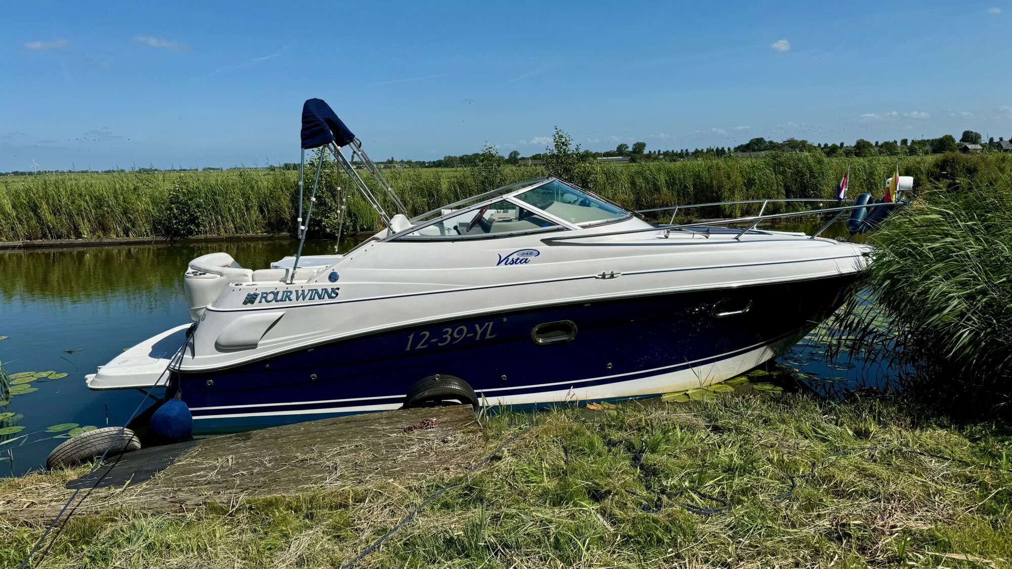 Motorboot Four Winns 248 Vista