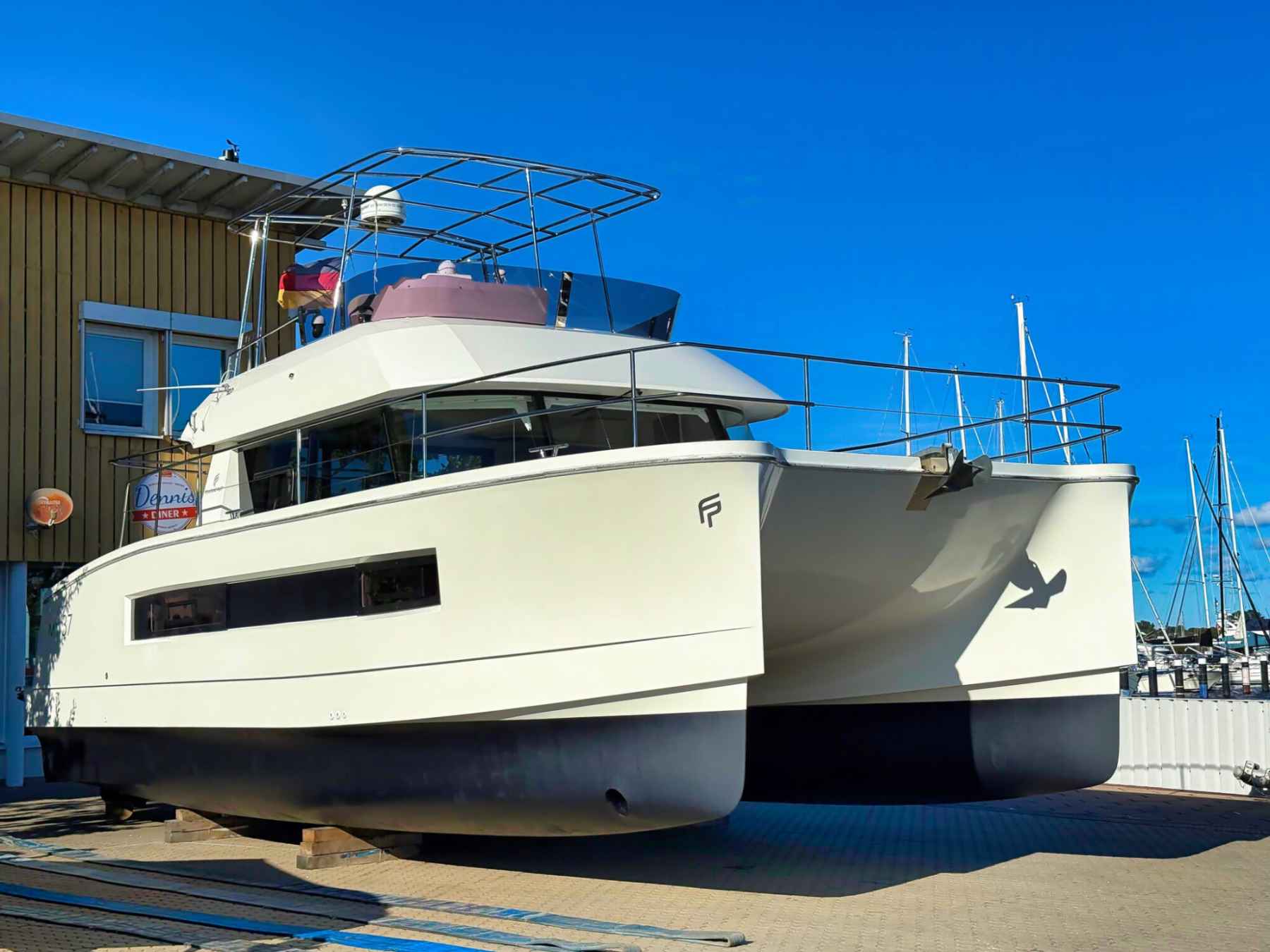 Motorboot Fountaine Pajot Motorcatamaran MY 37
