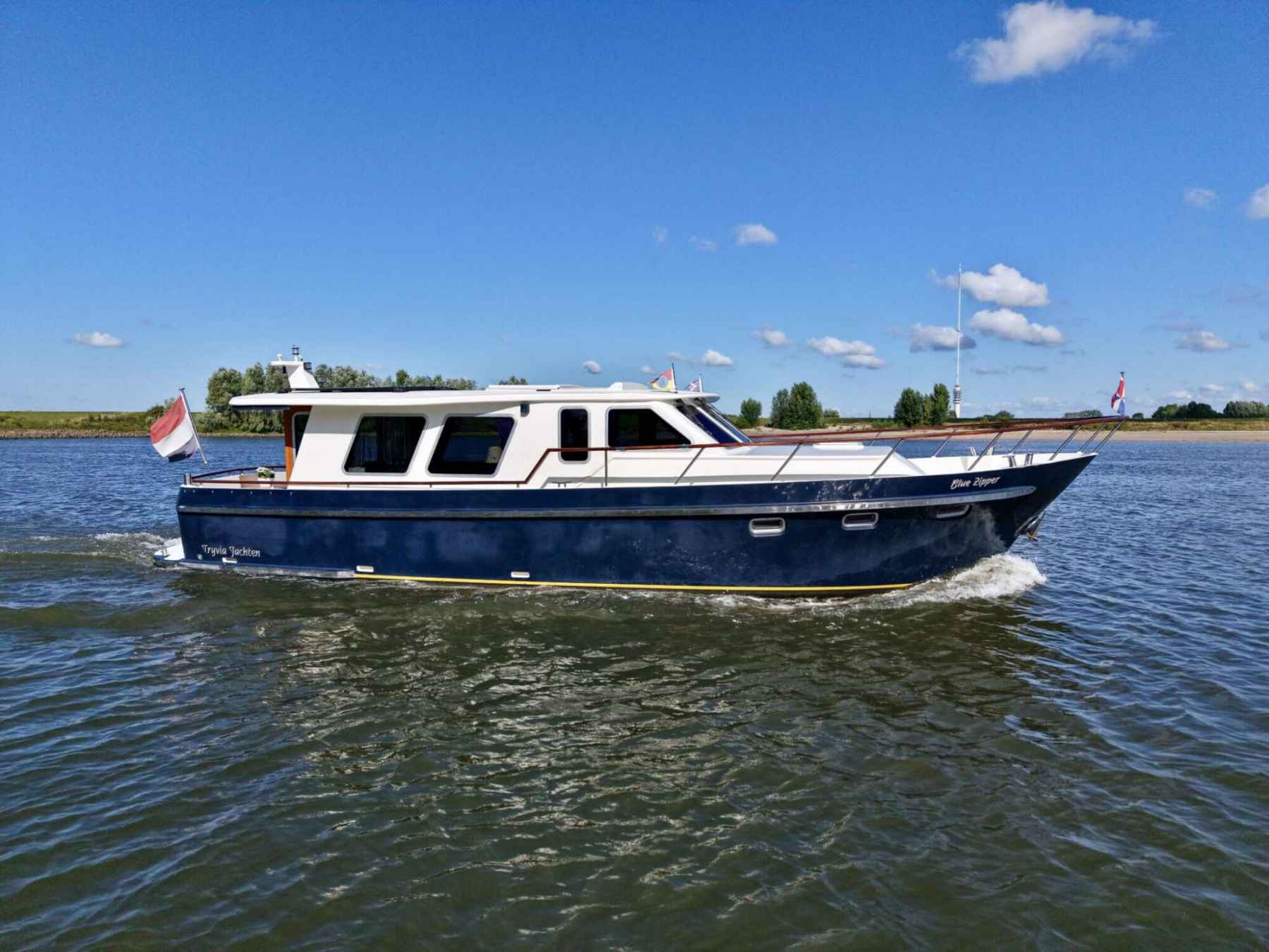 Motorboot Tryvia 12.50 OK
