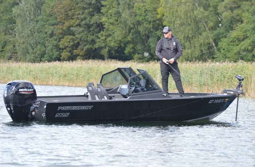 Motorboot Raubfischzentrum Powerboat 520 DC