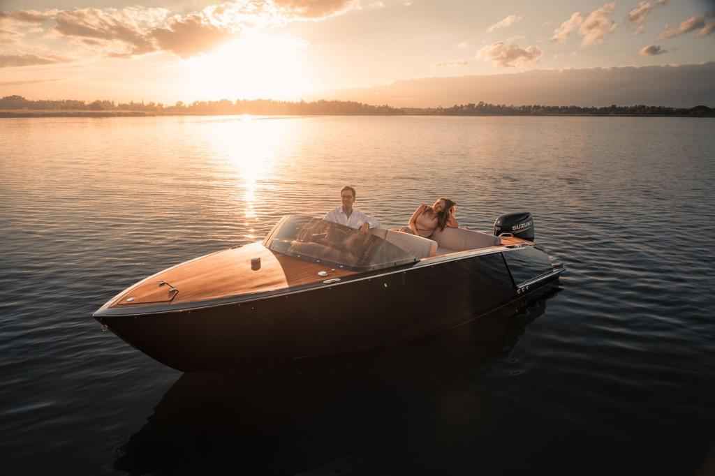 Motorboot Flying Shark 5.7 Classic