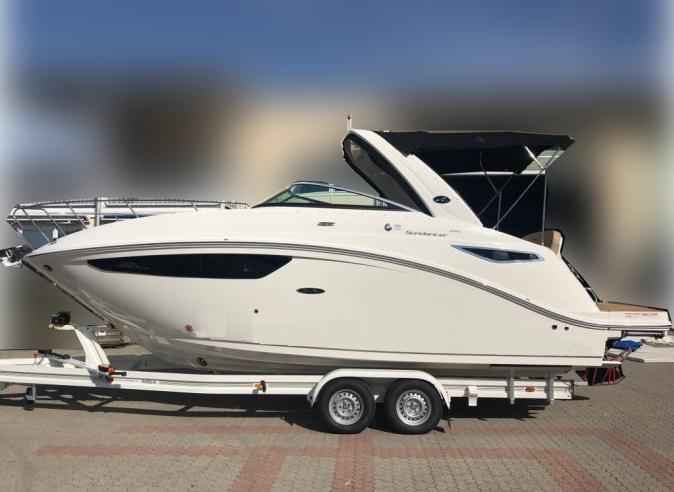 Motorboot Sea Ray Sundancer (DAE) 265 & Trailer (im Vorlauf)
