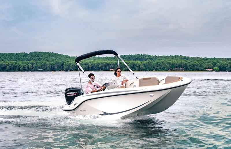 Motorboot Quicksilver Activ 475 aXess & Trailer (Lagerboot)