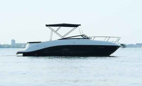 Motorboot Sea Ray Sunsport (SSE) 230 & Trailer (Lagerboot)