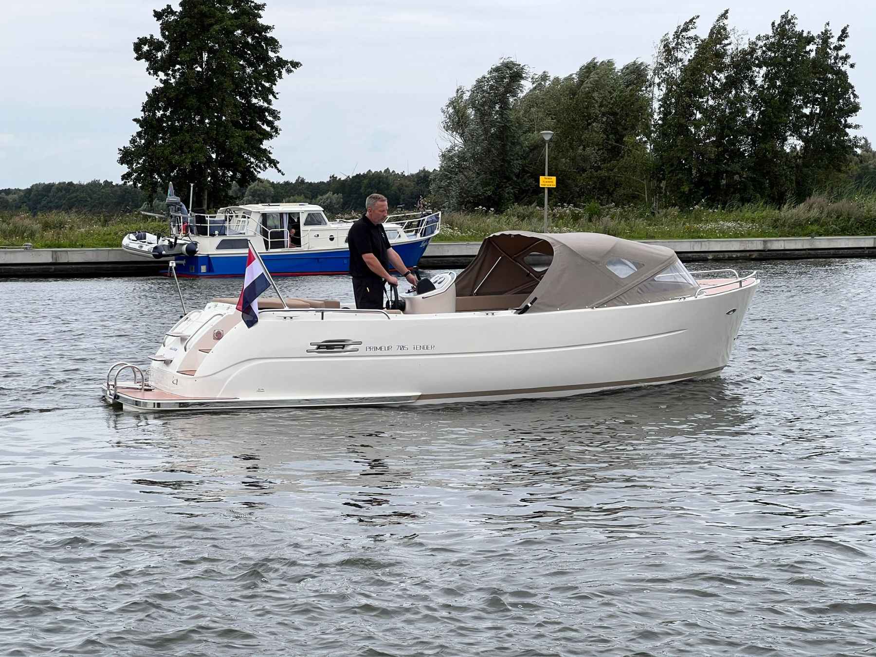Motorboot Primeur 705 Tender