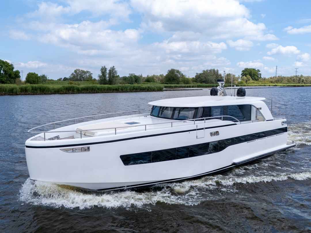 Motorboot Storm X 53F