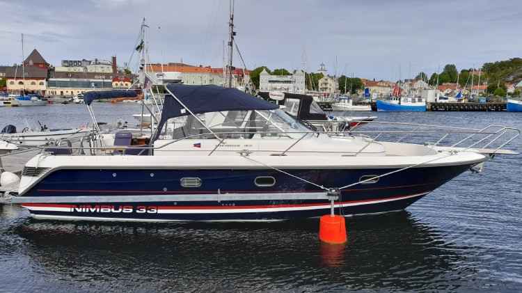 Motorboot Nimbus 33 Nova