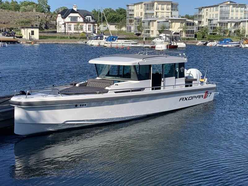 Motorboot Axopar 37 AC