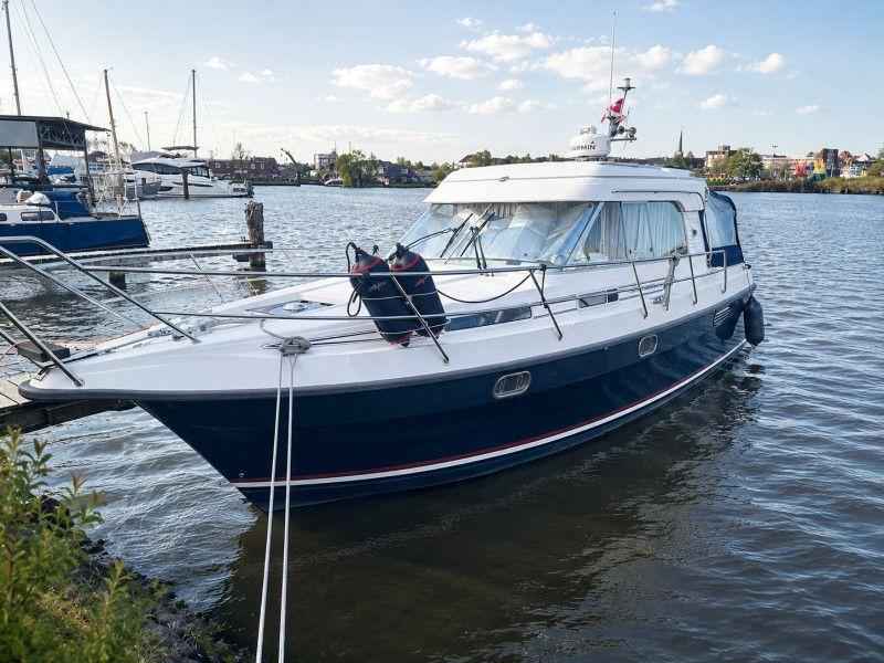 Motorboot Nimbus 320 Coupé