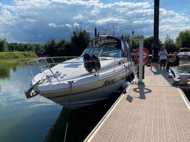 Motorboot Sea Ray 335 Sundancer