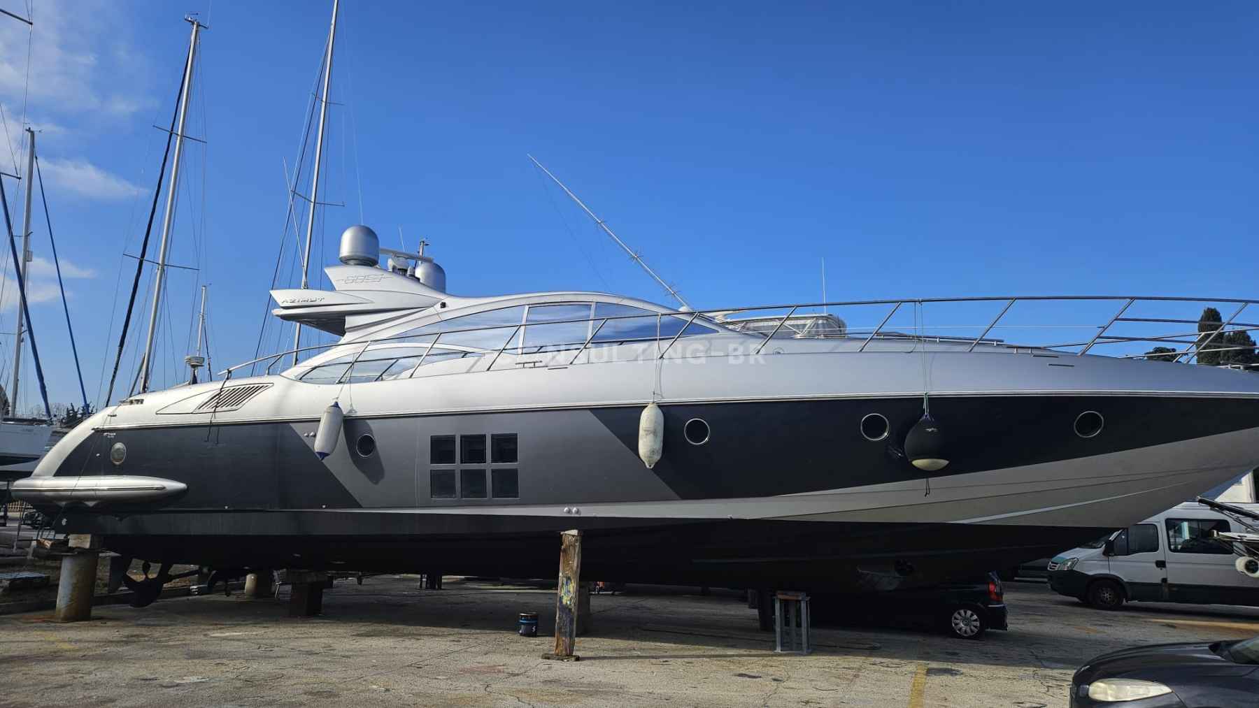 Motorboot Azimut 68 S