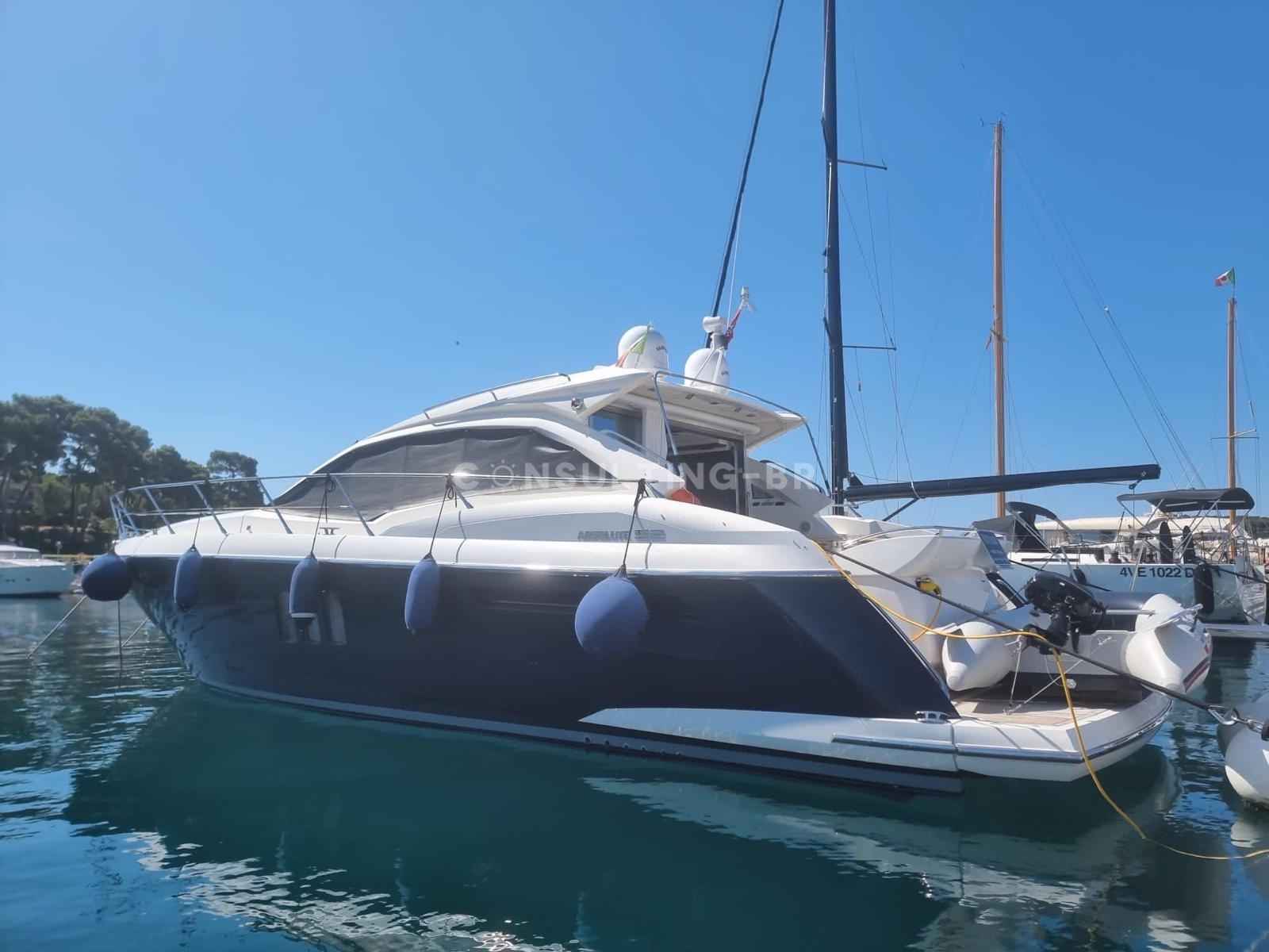 Motorboot Absolute 52