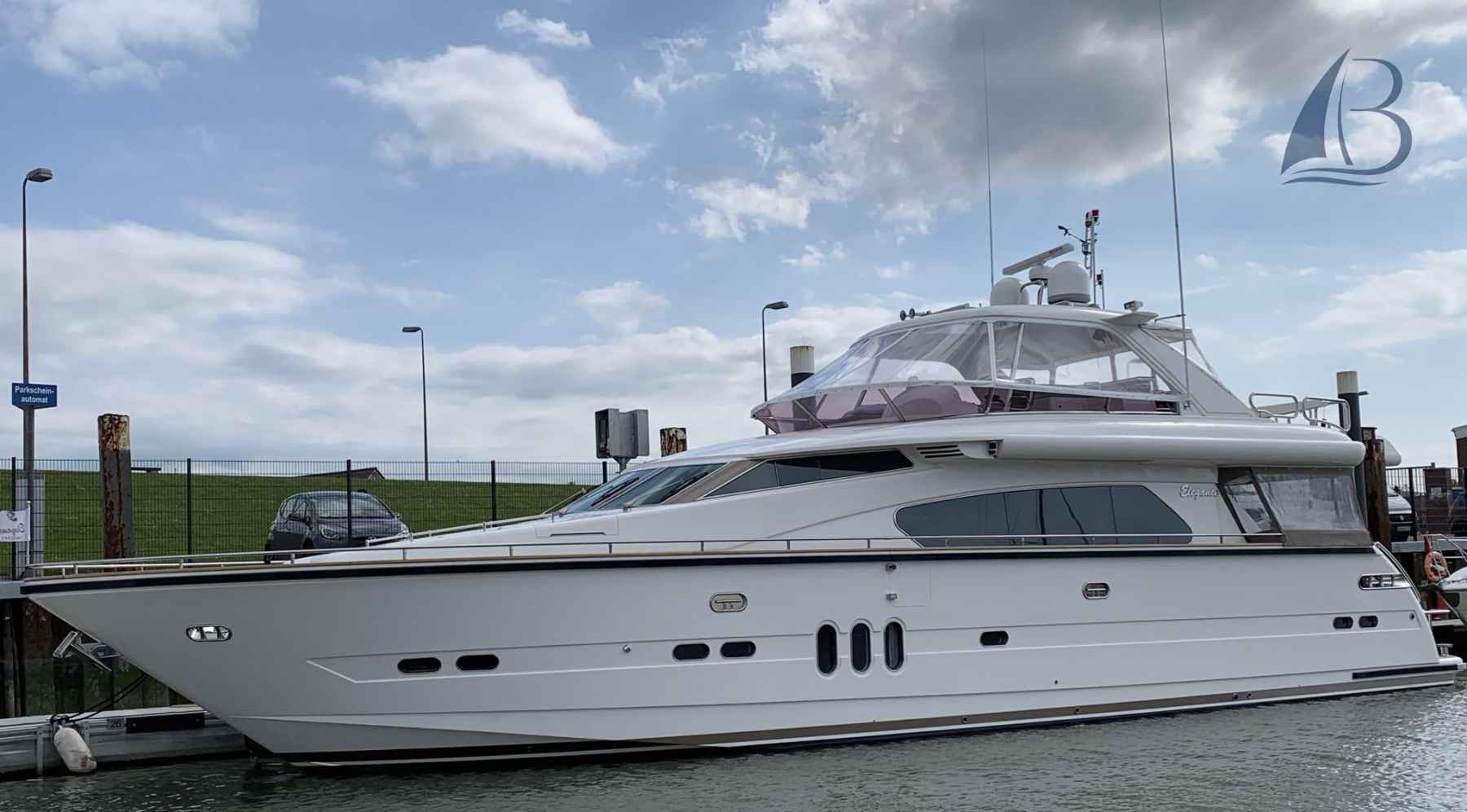 Motorboot Baltic Elegance 72