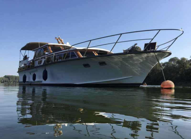 Motorboot Buetzfleth Motoryacht