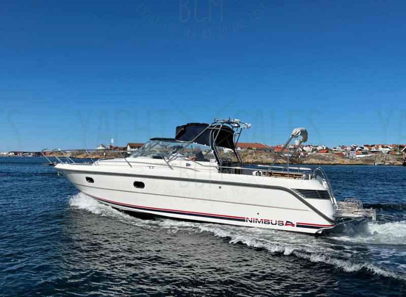 Motorboot Nimbus 33 Nova