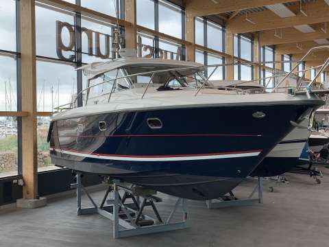 Motorboot Nimbus 35 Nova Coupé