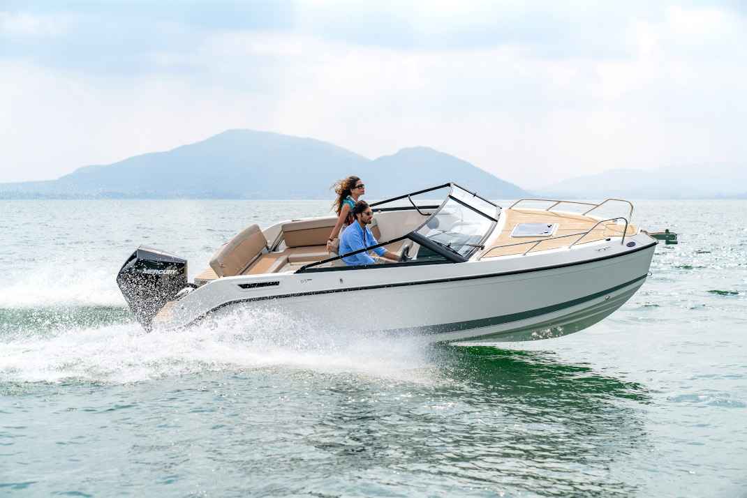 Motorboot Quicksilver Activ 675 Cruiser