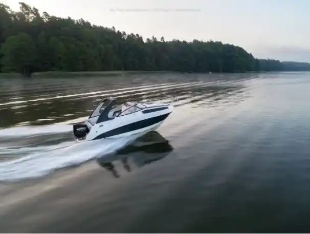 Motorboot Stillo 24