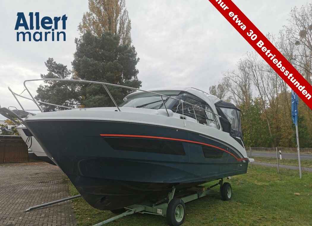 Motorboot Bénéteau Antares 9