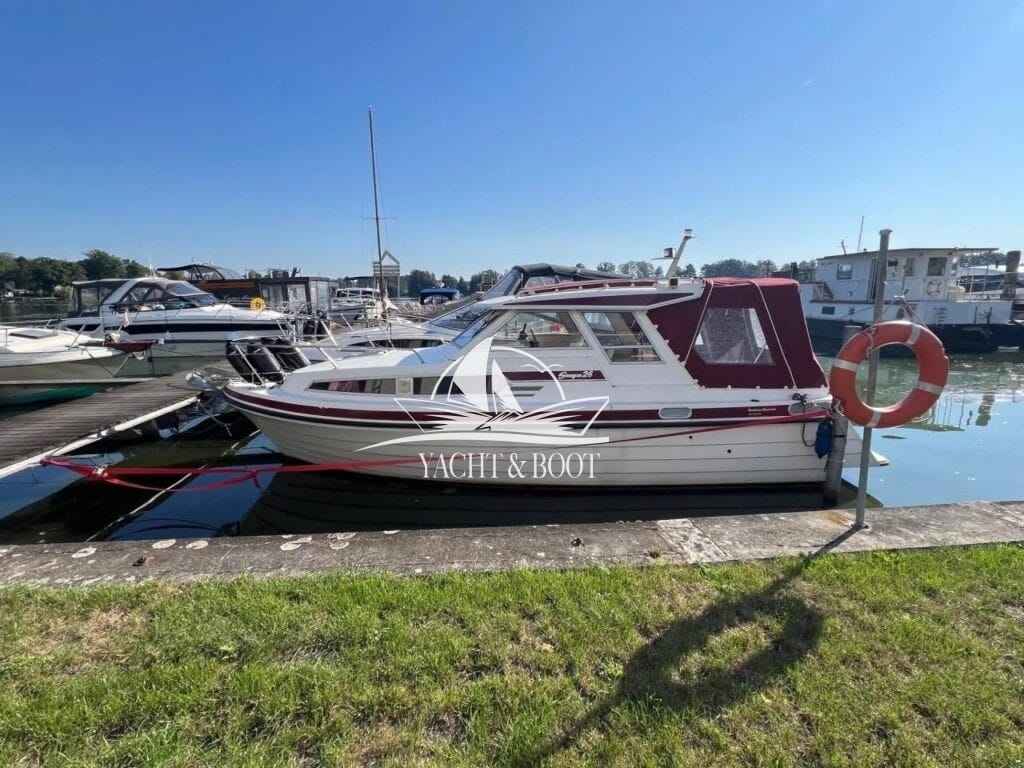 Motorboot Saga Boats 26