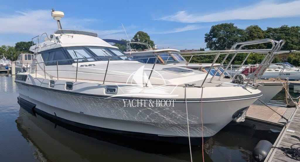 Motorboot Birchwood T.S. 33