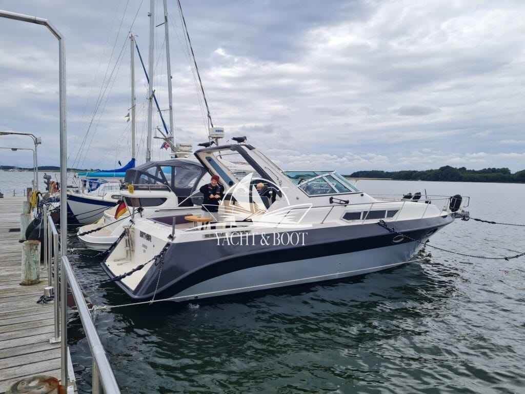 Motorboot Cruiser Yachts 3270 Esprit