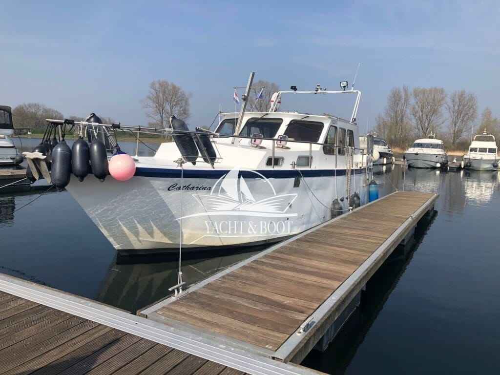Motorboot holländischer Werftbau Catharina 1350